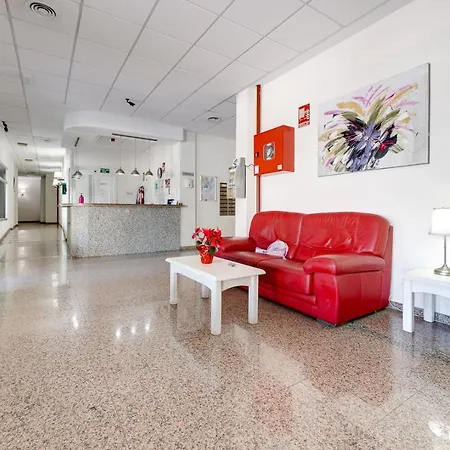 Penthouse Naomi With Two Terraces, Private Solarium, Sea View, Swimming Pool, With Underground Parking, Pets Allowed Lejlighed *