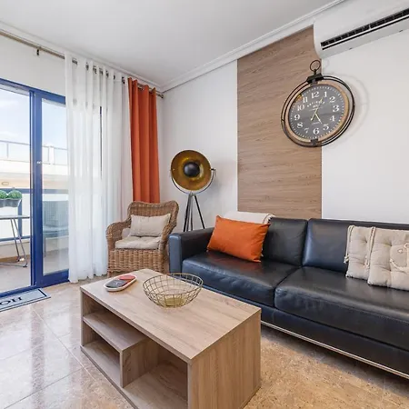 Penthouse Naomi With Two Terraces, Private Solarium, Sea View, Swimming Pool, With Underground Parking, Pets Allowed