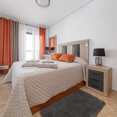 Penthouse Naomi With Two Terraces, Private Solarium, Sea View, Swimming Pool, With Underground Parking, Pets Allowed Apartmán *