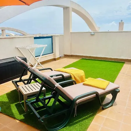 Lejlighed Penthouse Naomi With Two Terraces, Private Solarium, Sea View, Swimming Pool, With Underground Parking, Pets Allowed